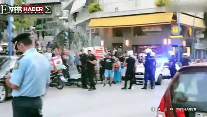 Sığınmacı çocuğun kuklasına bile tahammül edemediler