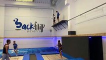 Saltos en las instalaciones de Backflip Navarra