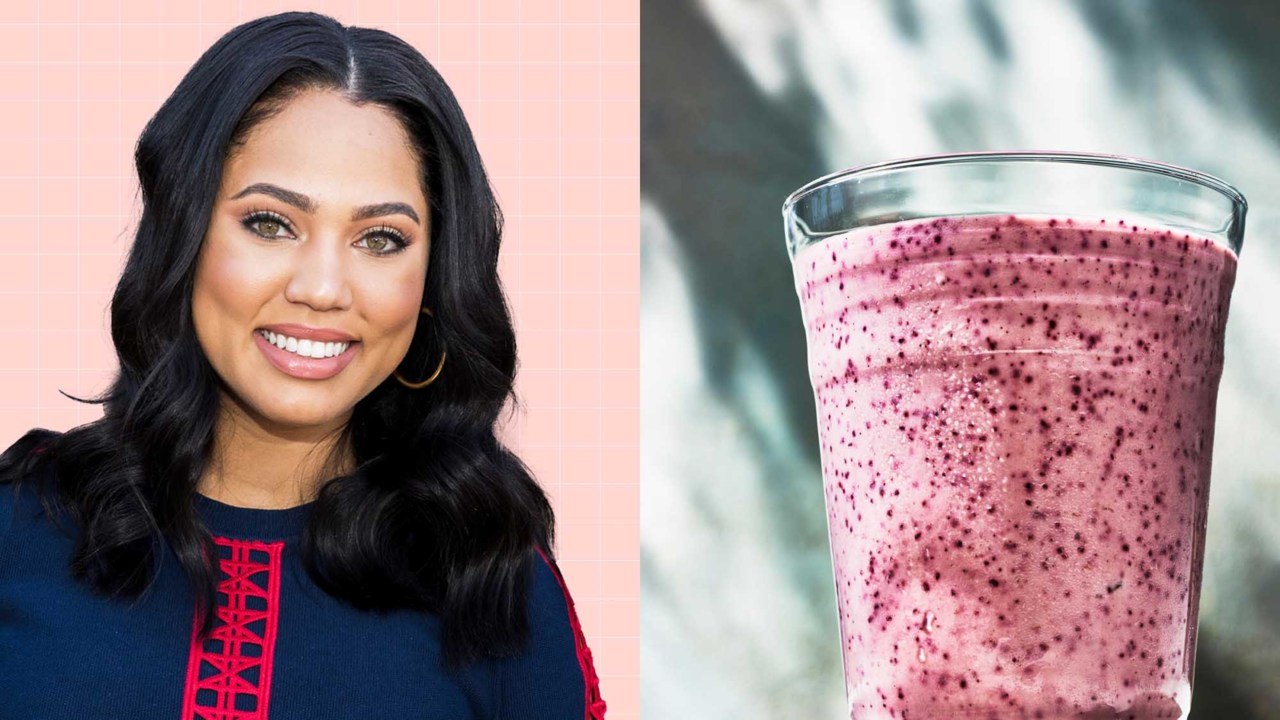 Ayesha Curry's 2-Minute Smoothie Recipe Is Hydr...