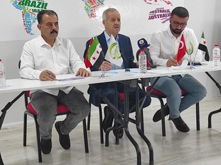 İstanbul'da yaşayan bazı Suriyeliler, Dera'daki saldırıları kınadı