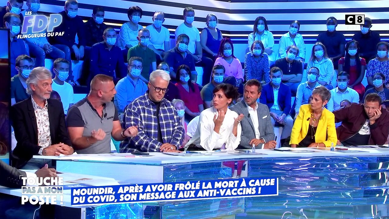 Moundir a été attaqué par le chroniquer Oliv Oliv lors de sa venue dans "TPMP".