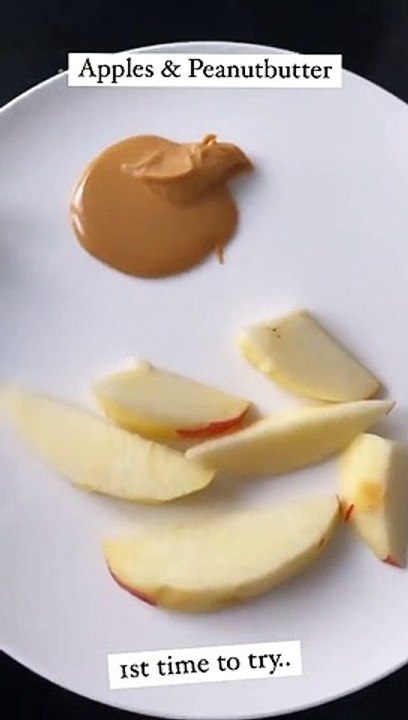 Christine Milian fait goûter des pommes et du beurre de cacahuètes à son fils Isaiah pour la première fois.