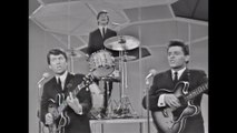 The Searchers - Ain't That Just Like Me (Live On The Ed Sullivan Show, April 5, 1964)