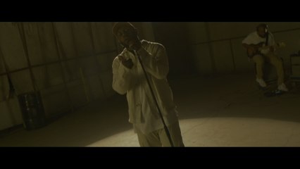 Jonathan Traylor - High Up