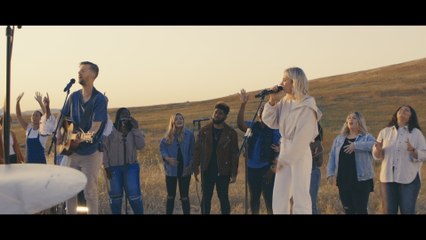 Bryan & Katie Torwalt - Holy Spirit (Live In Shingle Springs, CA/2021)