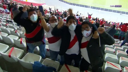 Amérique du Sud : le ciseau acrobatique de Renato Tapia avec le Pérou !