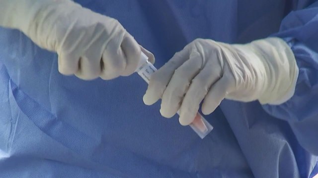 비수도권 사흘 연속 5백 명대...부산 거리두기 3단계 완화 / YTN