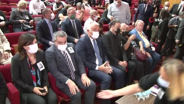 Türk Sanat Müziği'nin usta ismi İnci Çayırlı son yolculuğuna uğurlanıyor