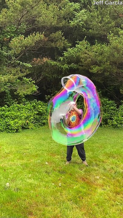 Man Makes Seriously Larger Bubble Snakes