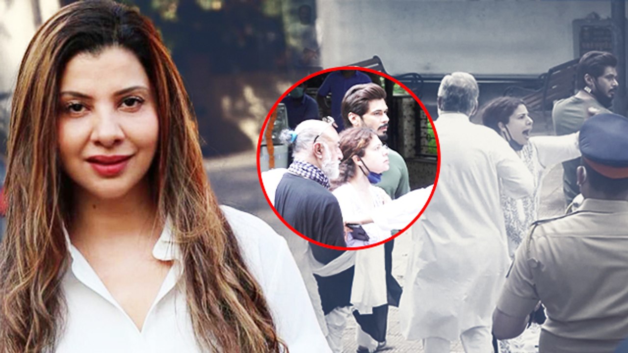 Sambhavna Seth's Ugly FIGHT With Mumbai Police At Siddharth Funeral
