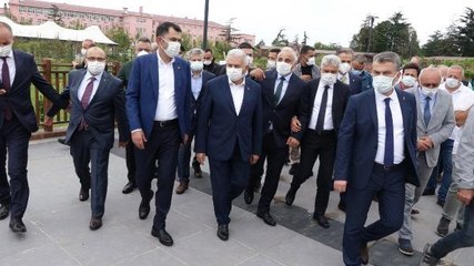 YILDIRIM VE KURUM, TRABZON'DA MİLLET BAHÇESİNİ GEZDİ