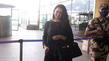 Kangana Ranaut बिना मास्क पहने पहुंची Airport; Watch Video |FilmiBeat