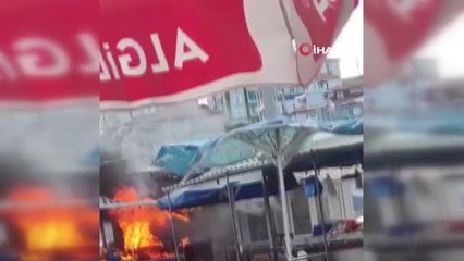 Tüpün alev aldığını görenler kaçmaya başladı...Panik anları kamerada