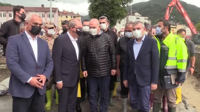 KASTAMONU - KKTC Cumhurbaşkanı Tatar, sel felaketinin yaşandığı Bozkurt'ta incelemelerde bulundu