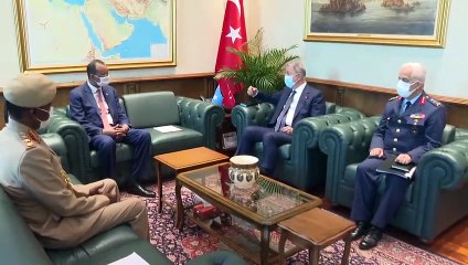 Bakan Hulusi Akar'dan kritik görüşme