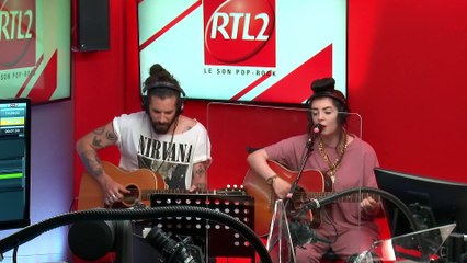 Hoshi & Waxx interprètent "Il était une toi" en duo dans "Foudre"