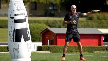 Rossoneri al lavoro a ranghi ridotti