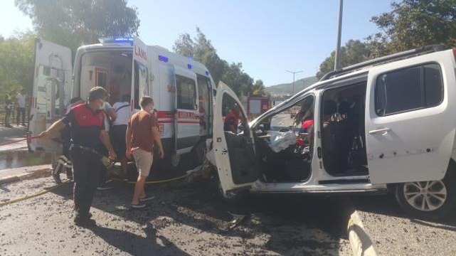 Kamyon ile hafif ticari araç çarpıştı: 1 ölü, 1 yaralı