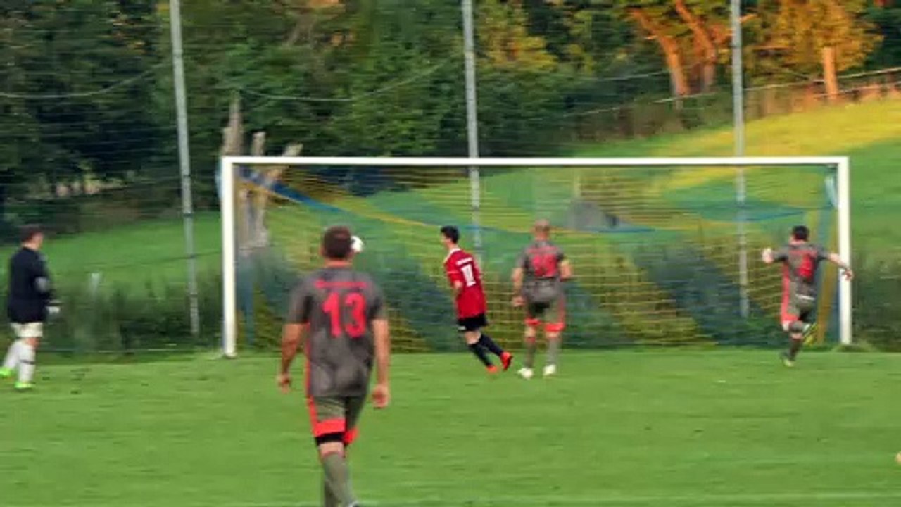Das 6:1 durch Sebastian Jürgens von der SG Werratal II gegen Bonaforth II