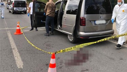 Bunalıma giren vatandaş otomobil içinde intihar girişiminde bulundu