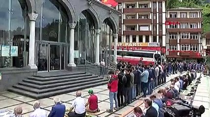 Cumhurbaşkanı Erdoğan, emekli vaizin cenazesine katıldı