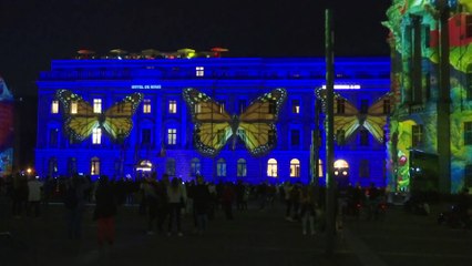 Berlin bunt belichtet