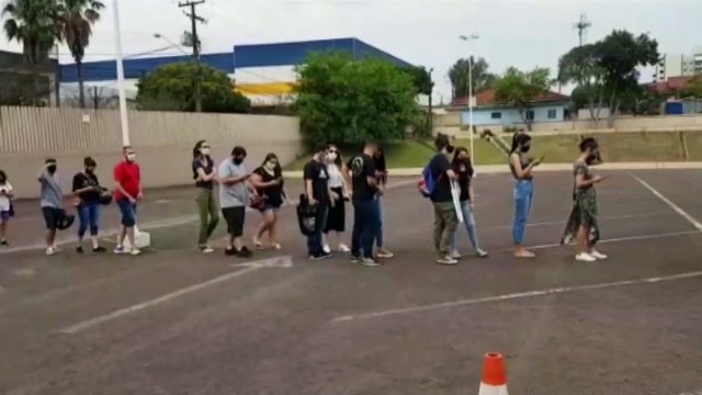 Inicia-se a vacinação contra Covid-19 nesta tarde no Centro de Convenções; acompanhe