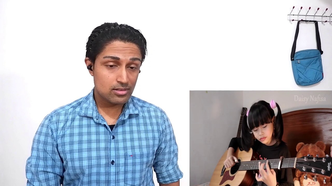 Tum Hi Ho - Arijit Singh Arr Alip Ba Ta Fingerstyle Guitar Cover by Daisy Nafisa REACTION