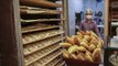 İstanbul'un bazı ilçelerinde ekmek fiyatlarına yapılan zam tartışma yarattı! Vatandaş tepki gösterdi, fırıncı kendini savundu