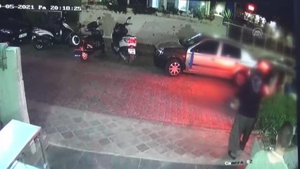 Arkadaşlar arasında çıkan bıçaklı kavgada 1 kişi öldü, 1 kişi yaralandı