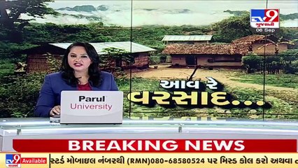 Heavy rain leaves parts of Surat waterlogged _ TV9News