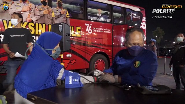 Kapolres Sidoarjo Cek Gerai Vaksinasi di Lippo Plaza