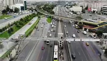 Okulların açıldı: İstanbul'da trafik yoğunluğu yüzde 63'e ulaştı