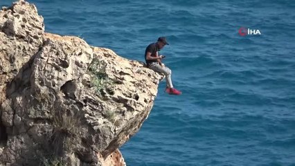 40 metrelik falezlerin sıfır noktasında yürekleri ağza getiren konuşma