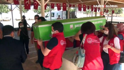 Evlenmek istemeyince babası tinerle yakmıştı! Amara kimsesizler mezarlığına defnedildi