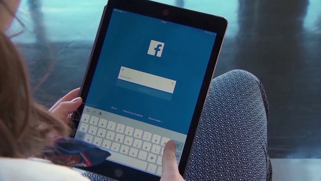 FB desactiva sus recomendaciones después de identificar a personas negras como primates