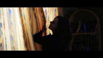 Teaser d'Une femme du monde, avec Laure Calamy