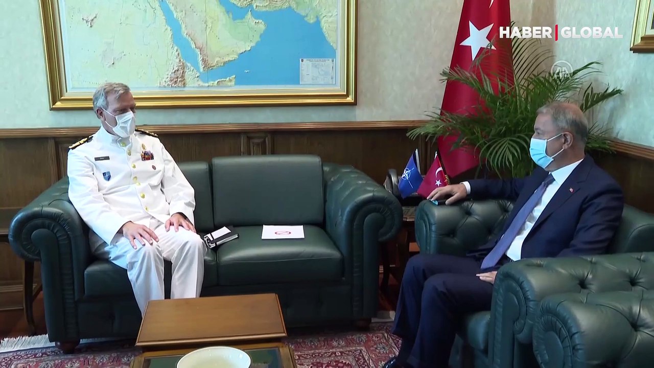 Bakan Akar, NATO Askeri Komite Başkanı Oramiral Bauer'i kabul etti