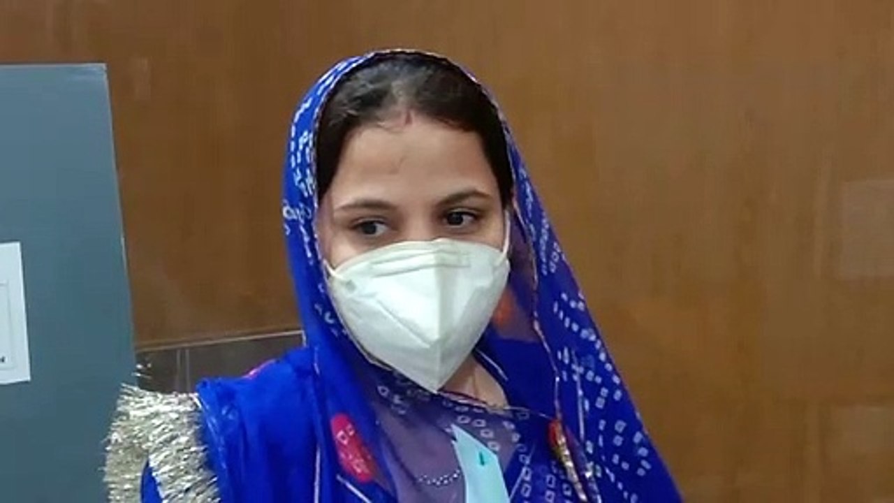 भाजपा की धर्मी को एक वोट से हराकर वाटिका बनी लूणी की प्रधान