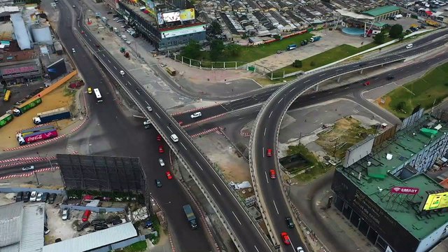 A voir | La Côte d'Ivoire en marche sur l'état des lieux de construction des ponts et chaussée en Côte d'Ivoire . Lundi 06 septembre 2021 à 20h50 sur #RTI1