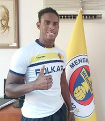 Menemenspor Balotelli'nin kardeşini aldı