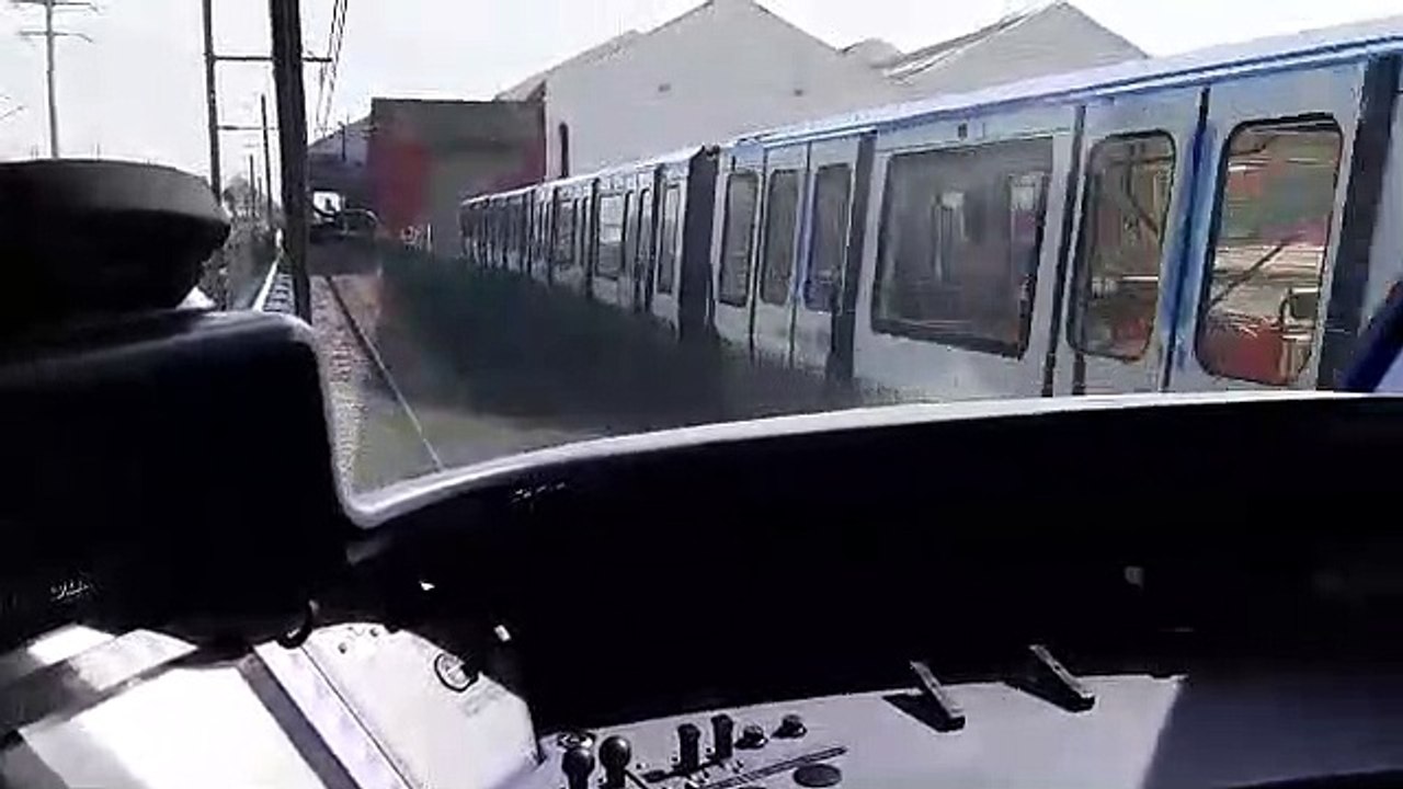 A bord du premier train à hydrogène au monde au centre d'essais ferroviaires de Petite Forêt