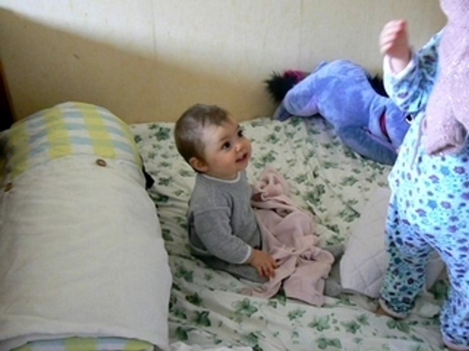 Cache cache pour studio