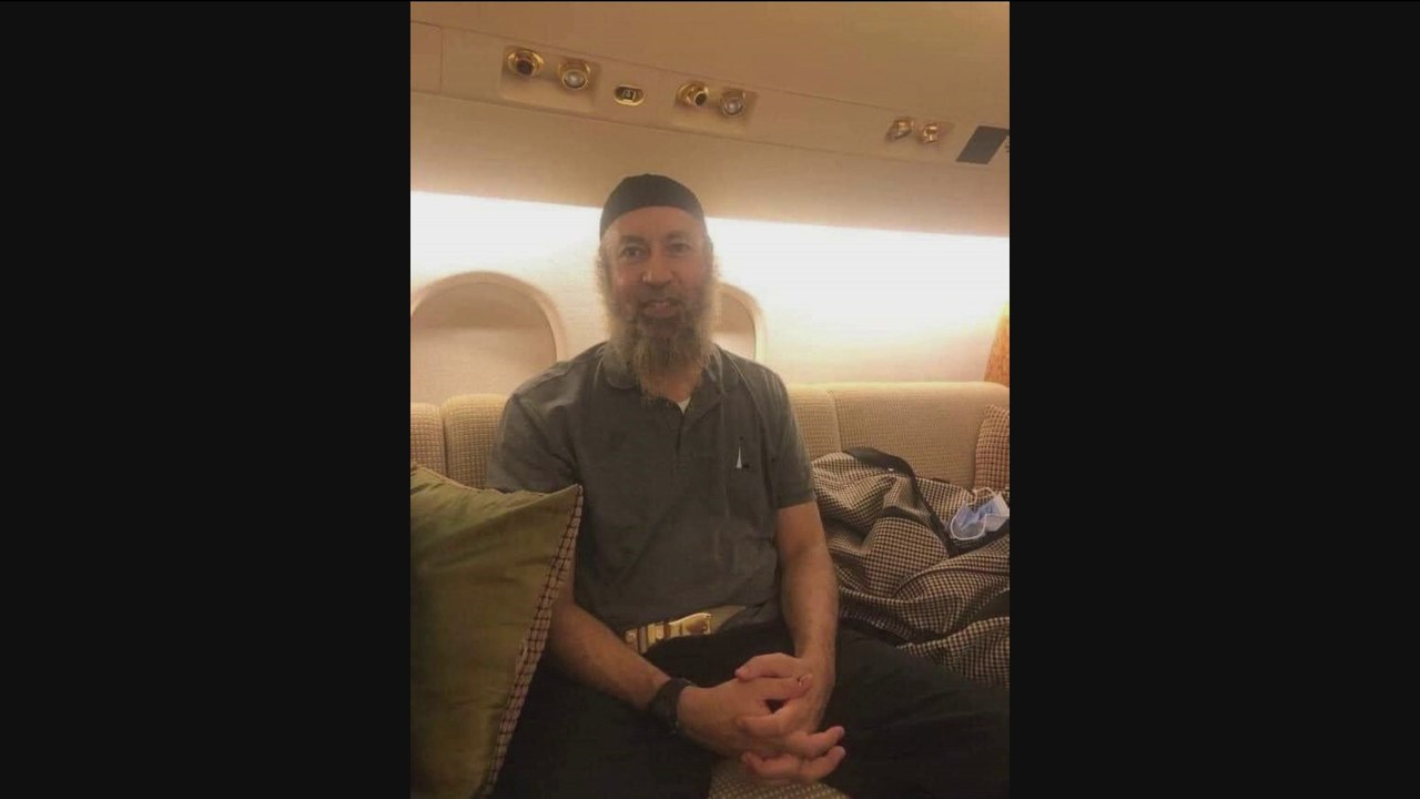 أول ظهور للساعدي القذافي عقب الإفراج عنه في طرا...