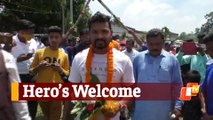 Odisha’s Olympic Hockey Star Birendra Lakra Given Hero’s Welcome