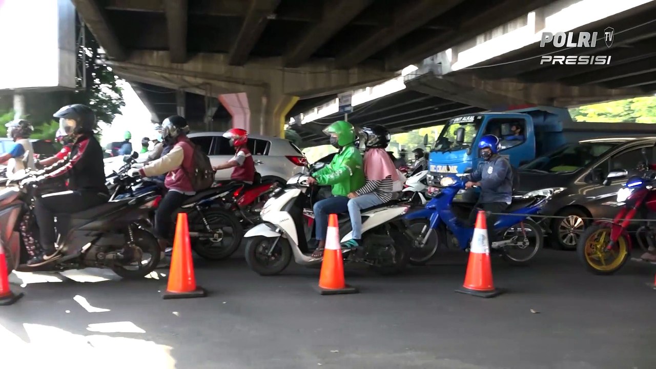Pemerintah Kembali Perpanjang PPKM Jawa Bali 7-13 September 2021