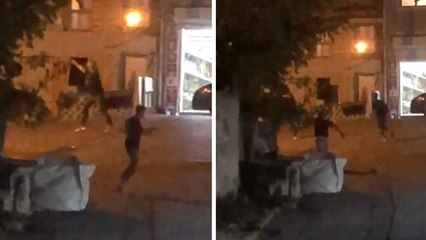 İstanbul'da torbacılar arasında çatışma kamerada