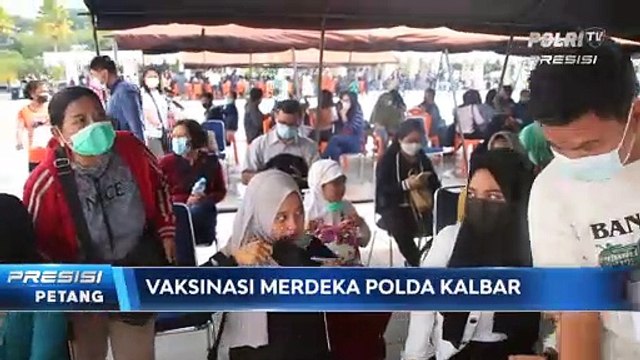 Polda Kalimantan Barat Gelar Vaksinasi Massal di Halaman Masjid Raya Mujahiddin Pontianak