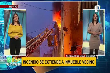 Descargar video: Cercado de Lima: incendio se registra en terreno abandonado del jirón Cusco