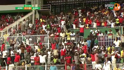 Life 2 Champion avec le footballeur international Ivorien Deli Simon